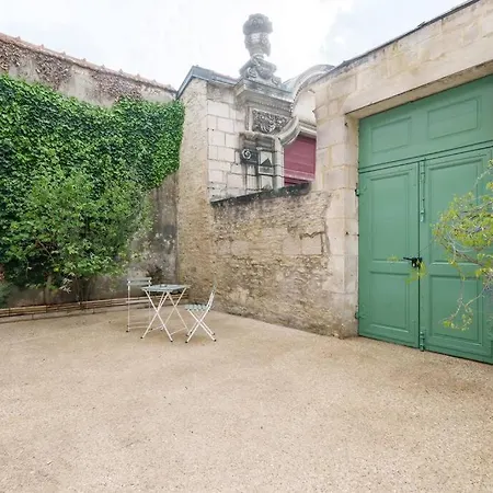 Apartment Lumineux Avec Cour Chaumont (Haute-Marne)
